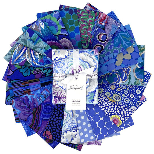 Lake Classics Plus Blue Fat Quarter Bundle 18”x21”